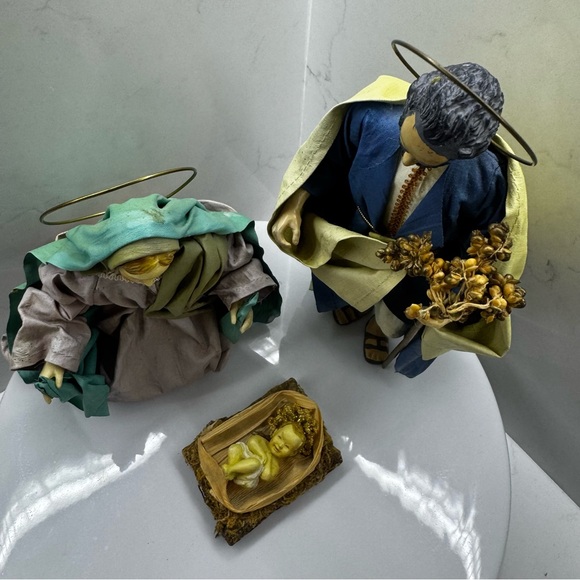 Vintage Midwest Imports Nativity Set Figure Papier-mâché - Joseph Mary Jesus 3pc - Picture 5 of 12